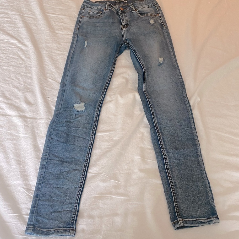 Fashion Nova Distressed Stretchy Jeans